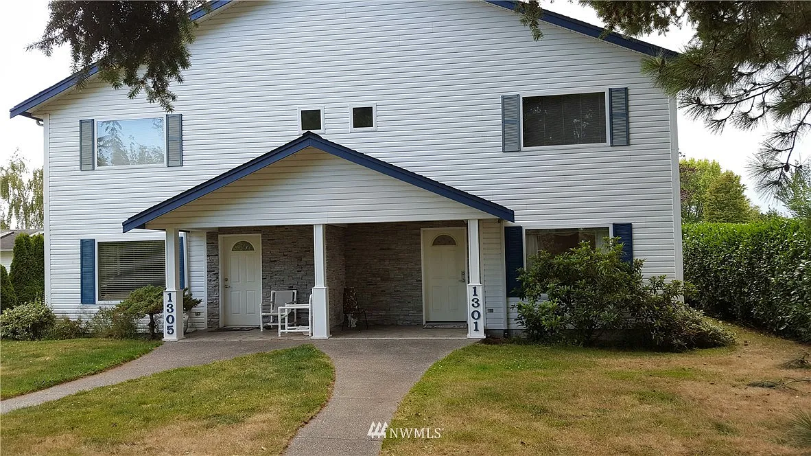 1301 1305 Mitchell Avenue photo 1