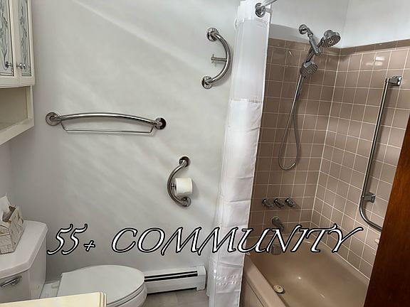 4th image of 308 Barbados Dr N
