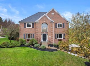 2011 Condor Ln, Gibsonia, PA 15044