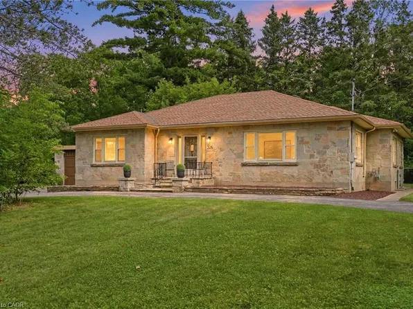 326 Old Brock Rd, Hamilton, ON L9H 5H6