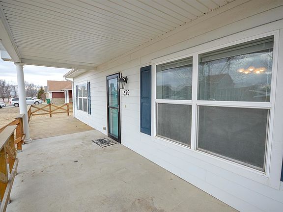 2nd image of 529 Sheeran Ave