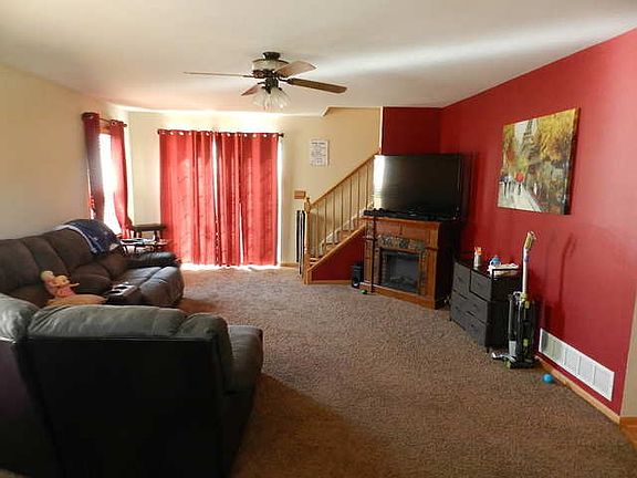 3rd image of 15907 W Iroquois Dr