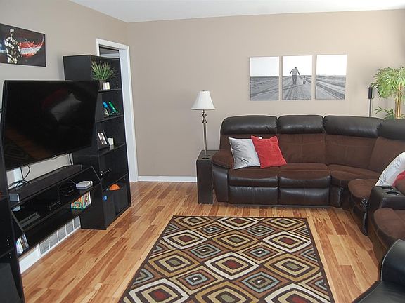 3rd image of 1106 E 20th Ave
