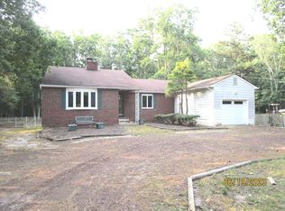 172 Bennetts Mills Rd, Jackson, NJ 08527