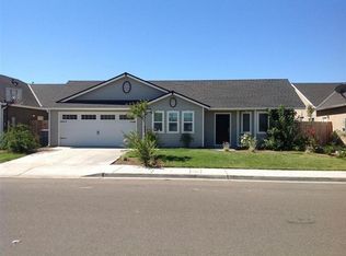 4693 W Terrace Ave, Fresno, CA 93722