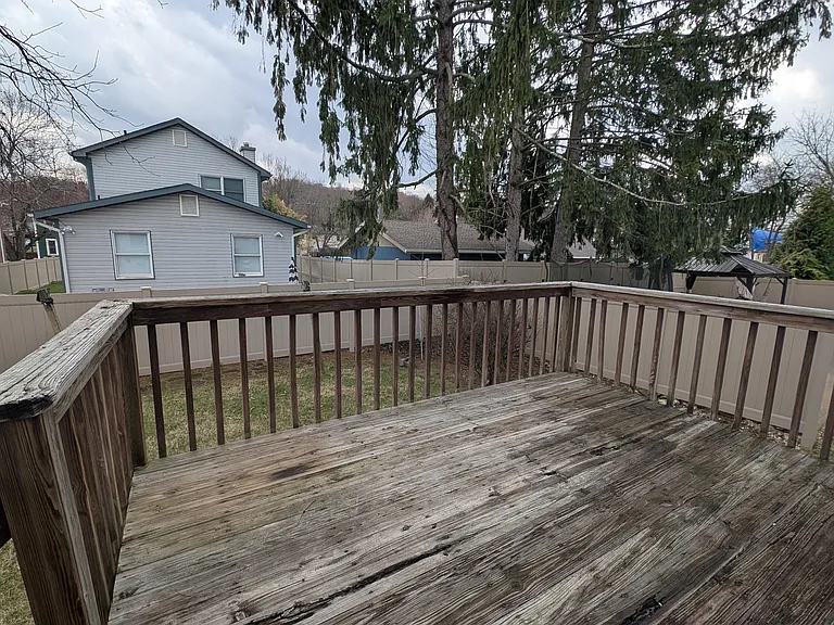 57 Waldron Ave — Photo 11