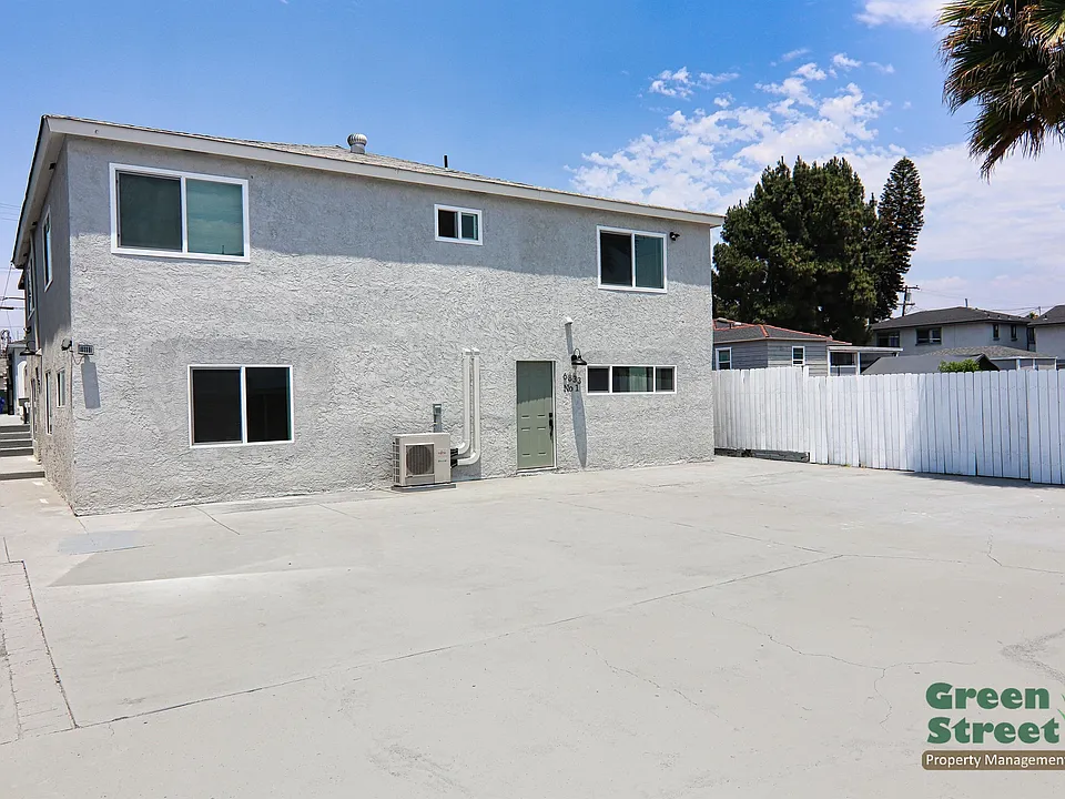 6833 Amherst St #STREET1