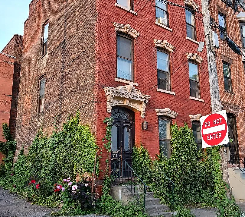 275 Elm St #2