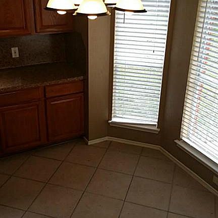 5th image of 2403 Gallant Fox Dr