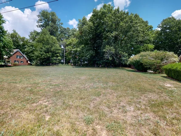 539 Pond Apple Rd, Clarksville, TN 37043