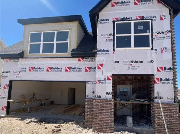 175 S Maroon Ave, Fayetteville, AR 72704