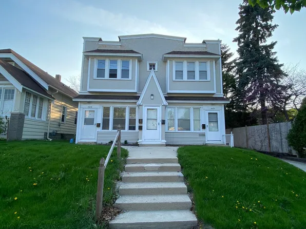 1419 N 68th St, Wauwatosa, WI 53213