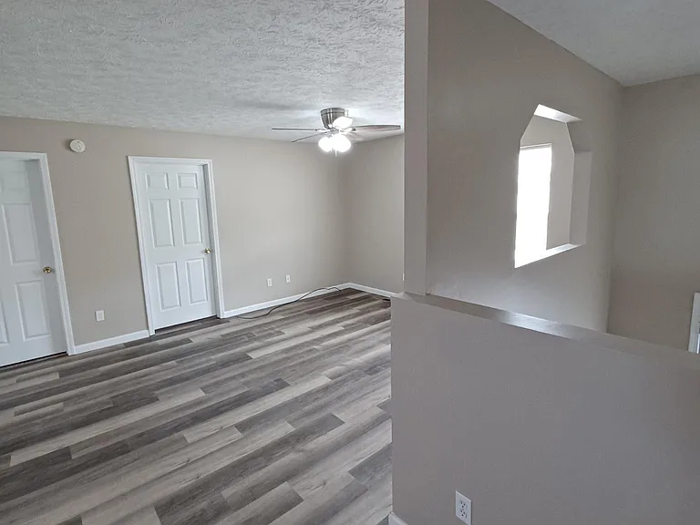 591 Joshua Dr — Photo 5