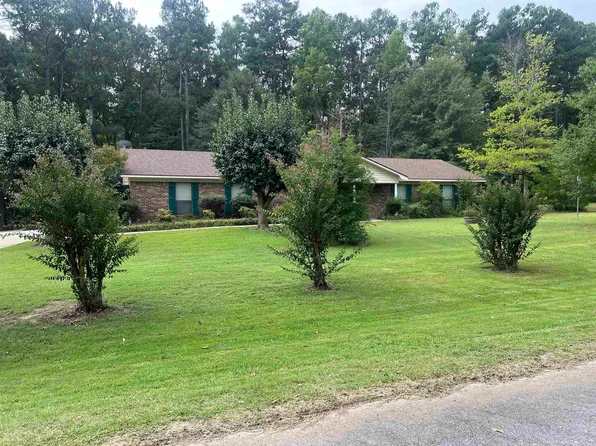 2010 Moore Rd, Pine Bluff, AR 71602