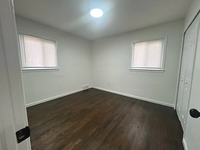 28542 Rosewood St — Photo 12