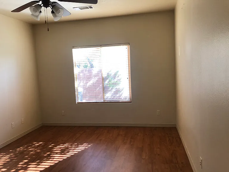 369 Tuscany Cir — Photo 9