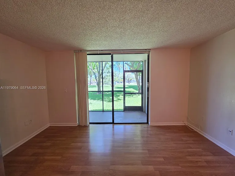 8500 SW 133rd Avenue Rd #108 — Photo 4