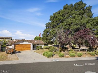 834 Nicklaus St, Paso Robles, CA, 93446
