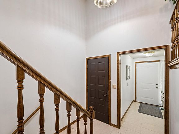 5th image of 1602 Daisy Ct