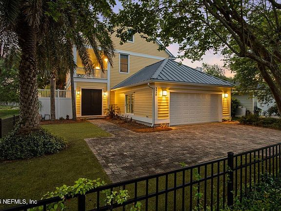3rd image of 2920 ISABELLA Boulevard