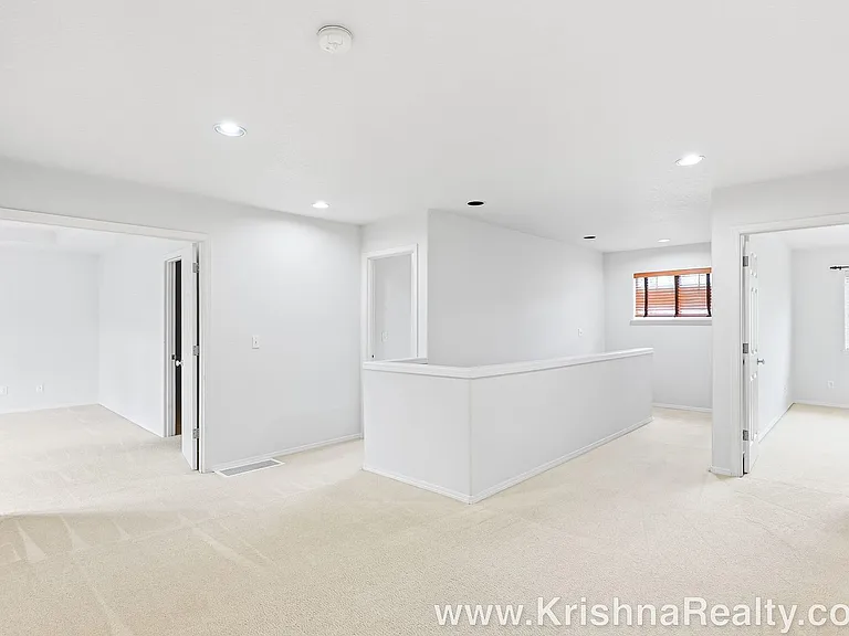 5906 NE Skipton St — Photo 10