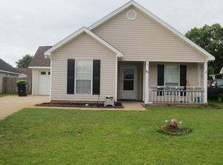 50 Park Ln, Warner Robins, GA 31093