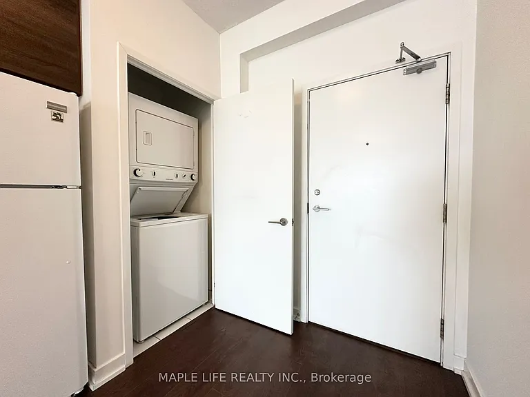 121 McMahon Dr #2502 — Photo 15