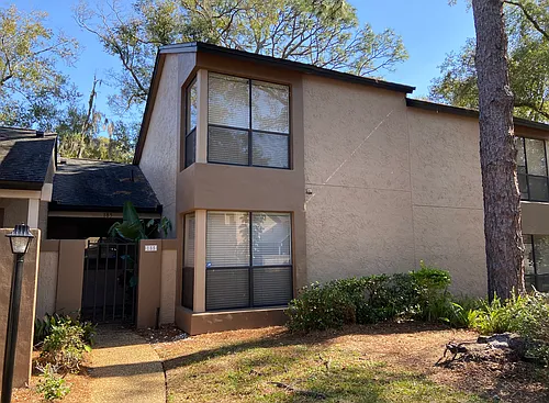 940 Douglas Ave Photo 1