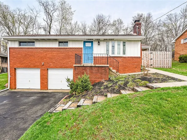 225 Circle Dr, White Oak, PA 15131