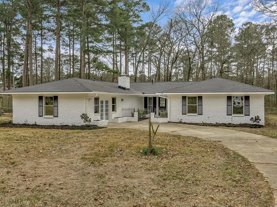 725 Humphrey Cir