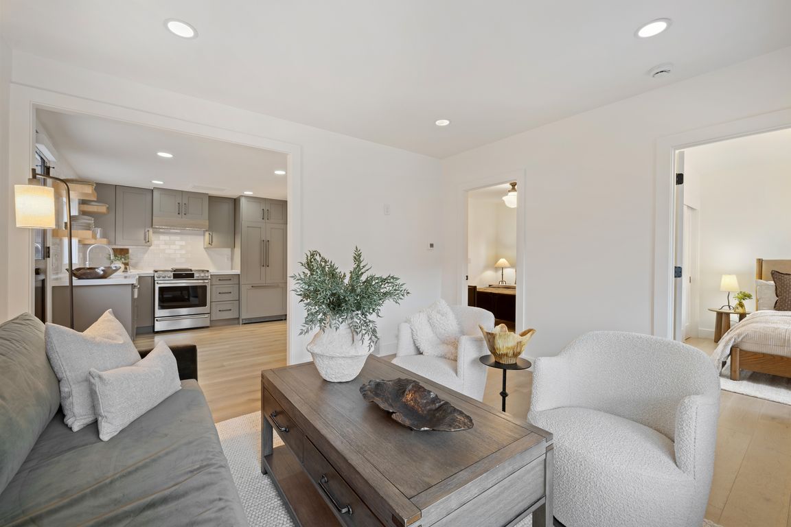 next background image