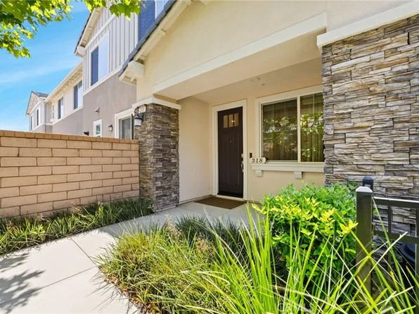 16502 Casa Grande Ave APT 318, Fontana, CA 92336