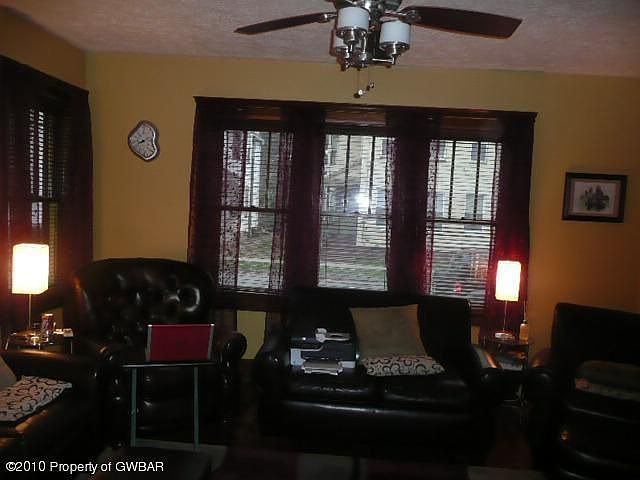 2nd image of 107 Westminster St