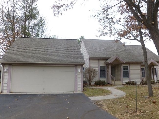 1st image of 1711 Archer Ln Unit 5