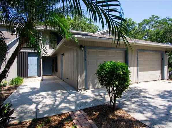 5300 SE Schooner Oaks Way, Stuart, FL 34997