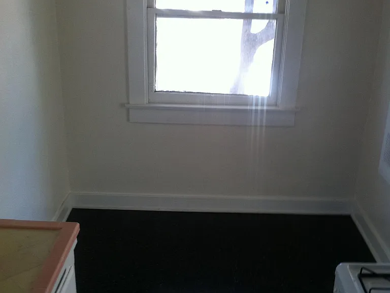 1215 W 30th St #3 — Photo 6