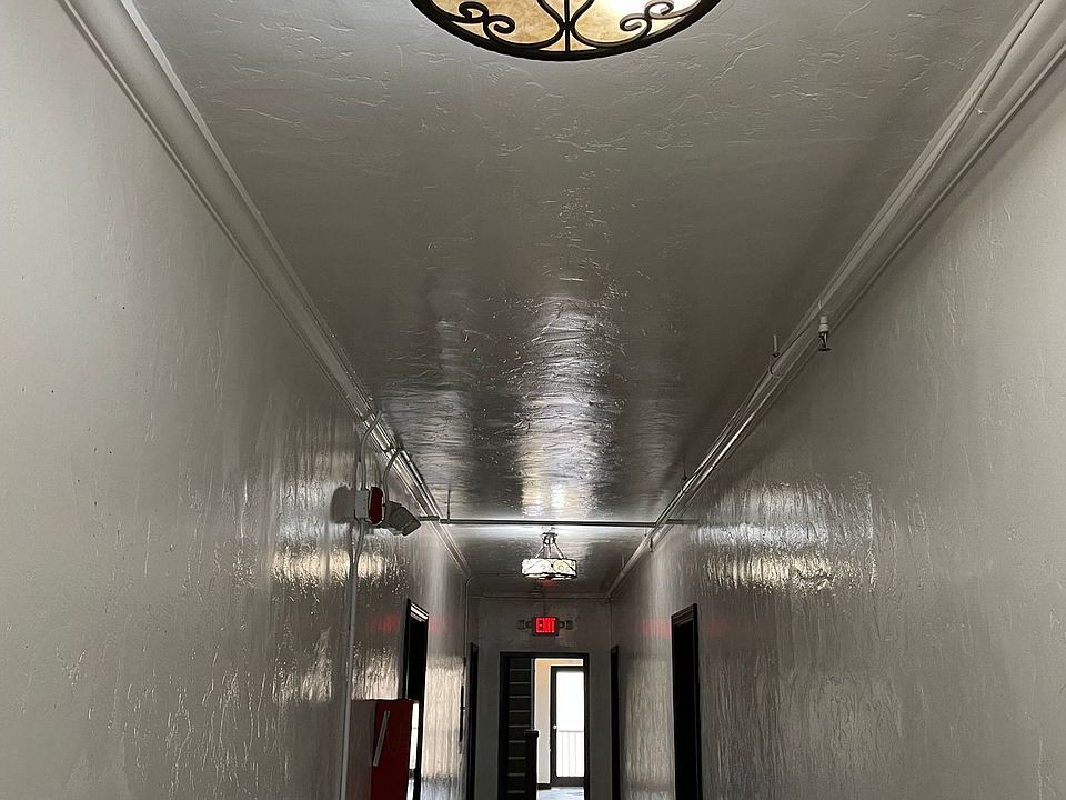 Building Photo 5