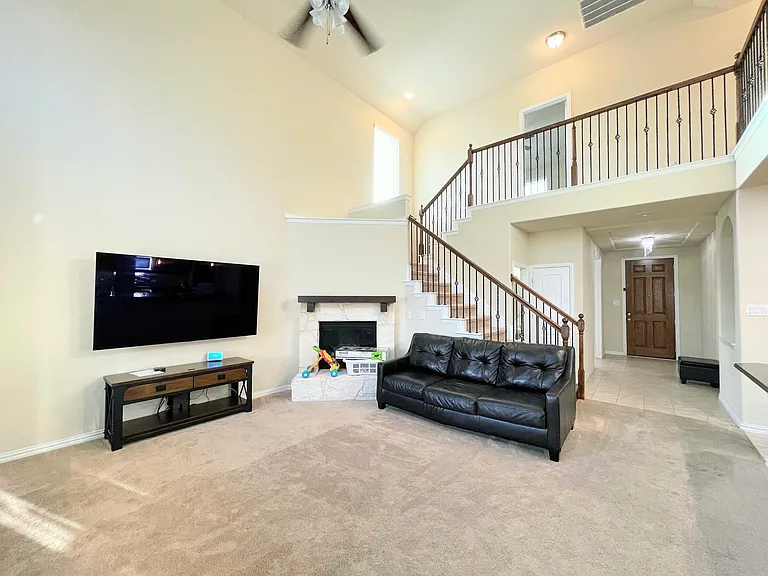 11513 Morrow Ln — Photo 35