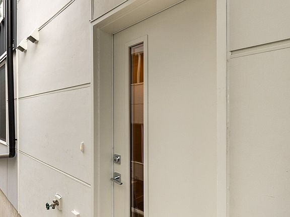 2nd image of 3408 15th Avenue W #D