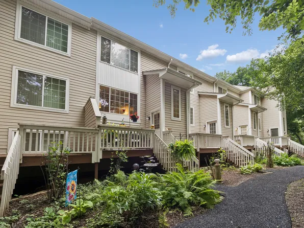 257 W Whispering Oaks Ln #257, Round Lake, IL 60073