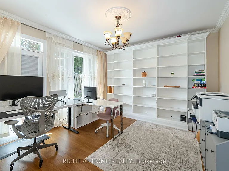 19 Talgarth Rd — Photo 13