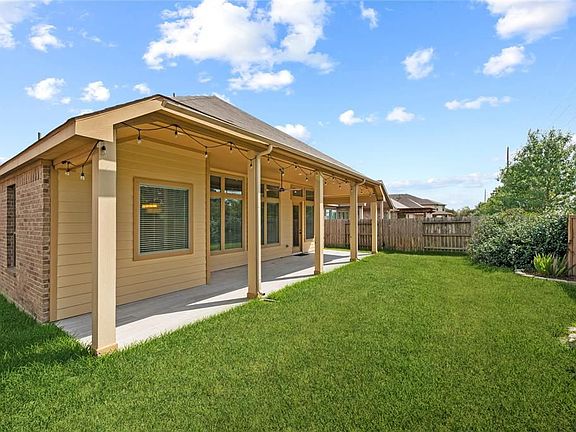 4th image of 2923 Coastal Prairie Ln