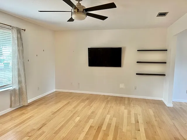 118 Beverly Drive - 1 — Photo 2