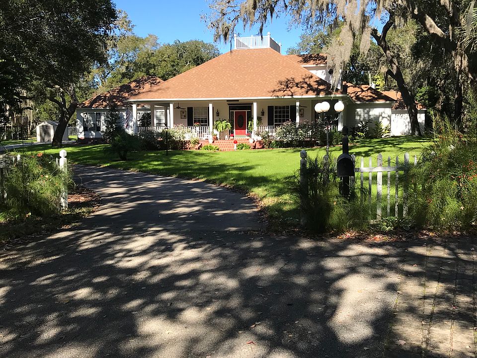 Quiet, private acre lot