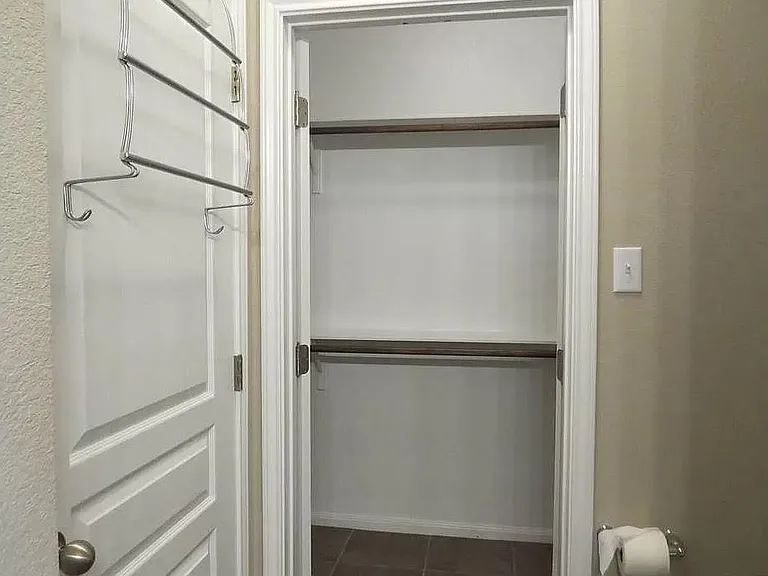 517 Wedgwood Dr — Photo 13