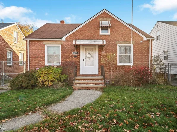 4255 W 57th St, Cleveland, OH 44144
