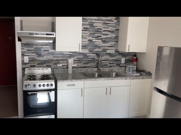 1215 Sylvan St #12