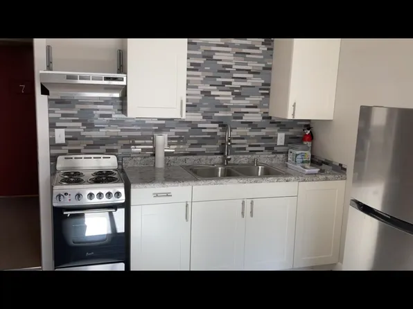 1215 Sylvan St, Emporia, KS