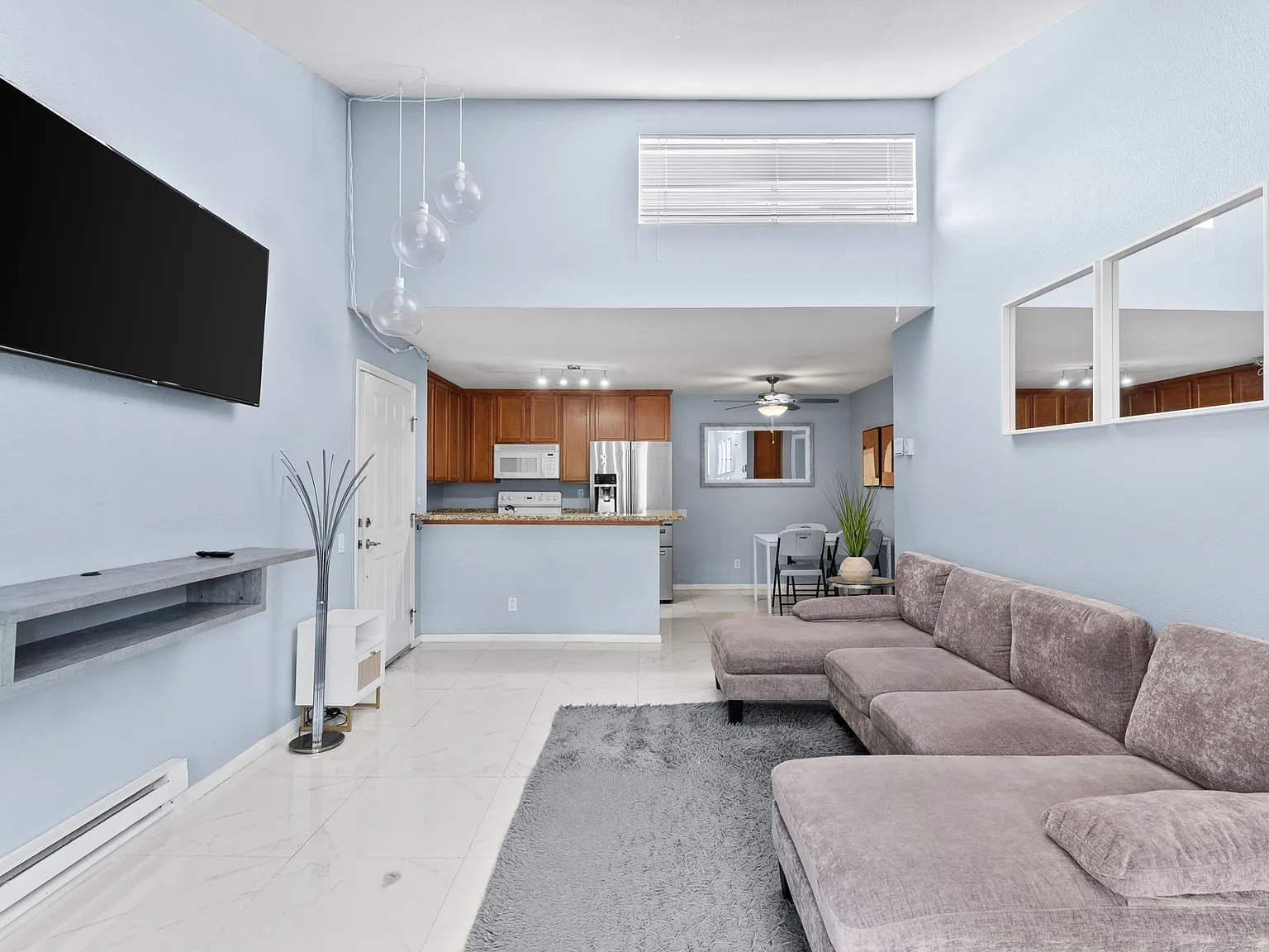 3456 Castle Glen Dr — Photo 3