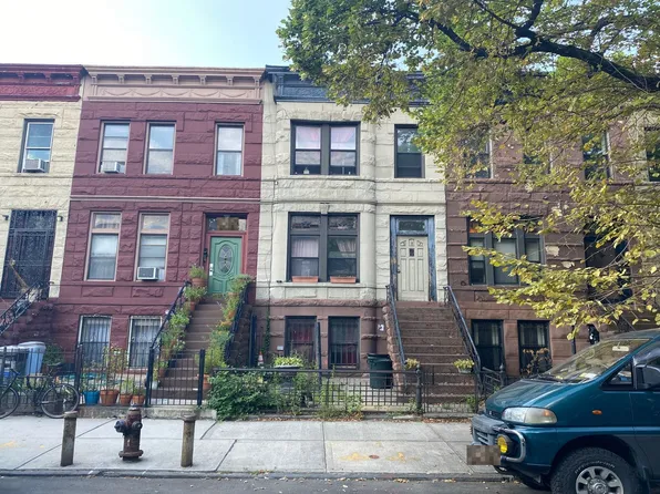 387 Bainbridge St, Brooklyn, NY 11233